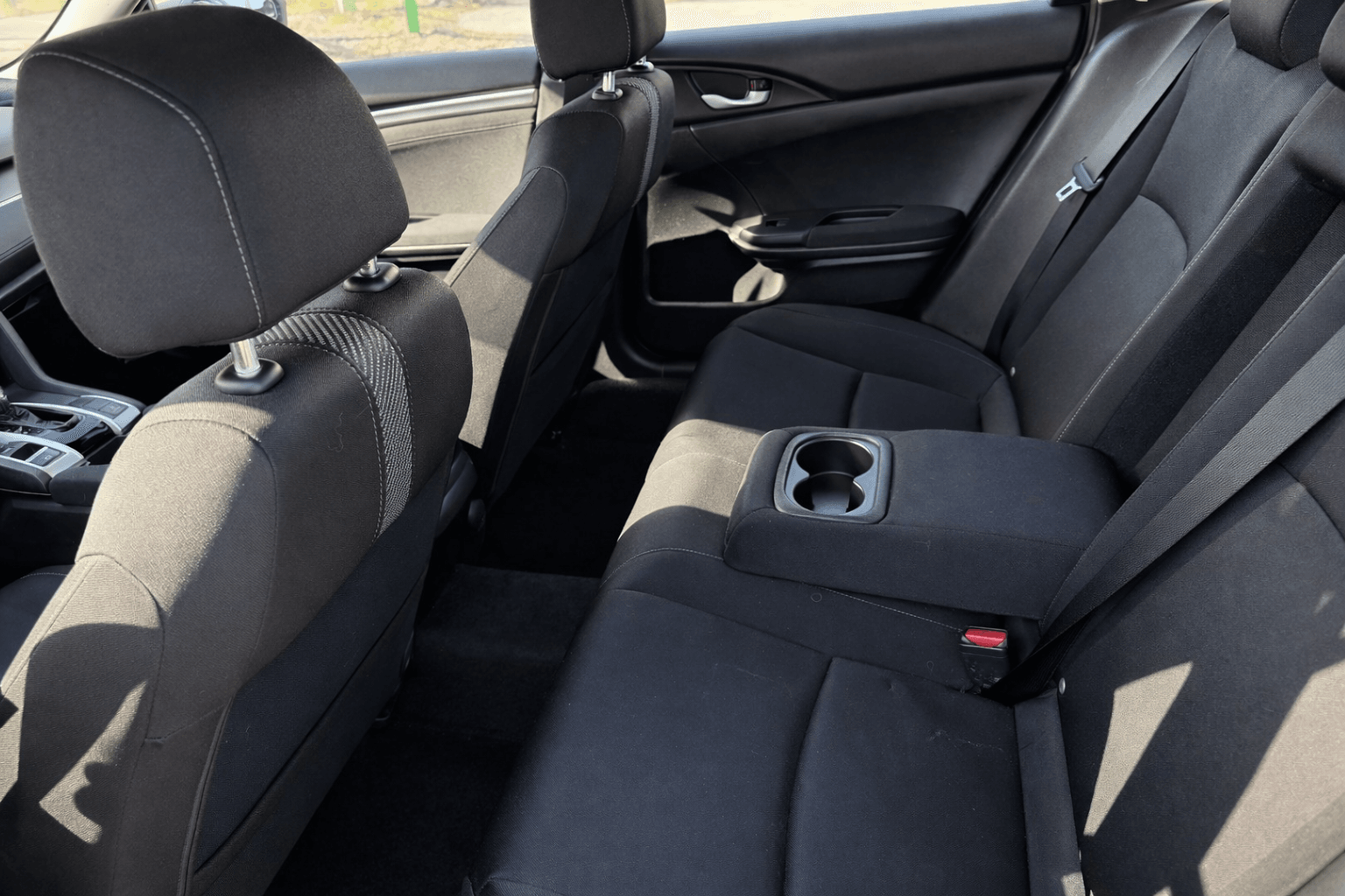 Honda Civic 2018 - Image 9